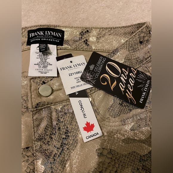 FRANK LYMAN METALLIC CAMO
reptile slim fit jeans-medium NWT - Picture 8 of 9